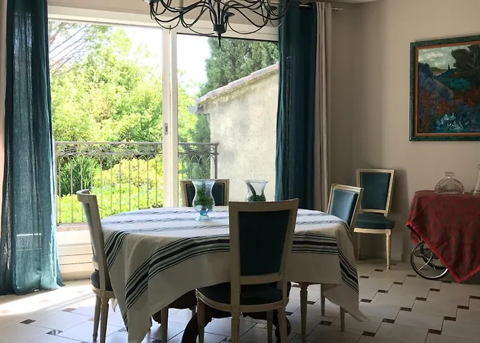 Casa de Férias Thebertisa Valréas